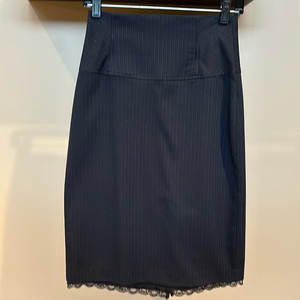 Express:Pinstripe Stretch Pencil Skirt 3/4 w/Black Lace Detail.15% off 2+ bundle